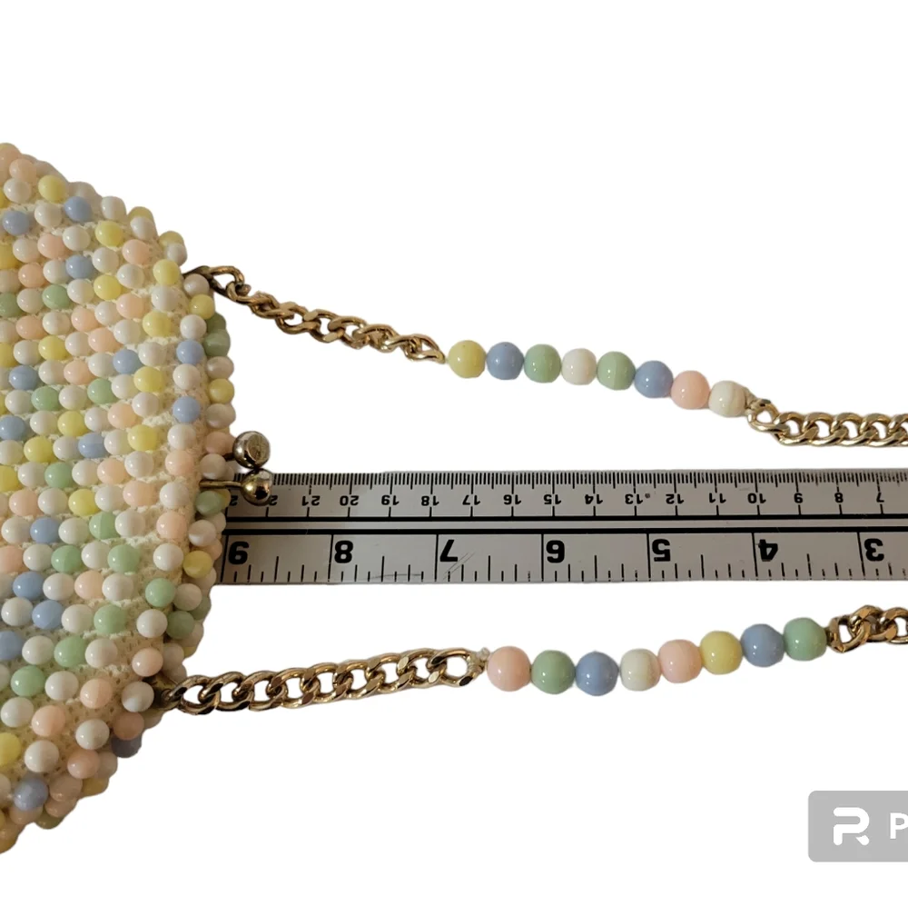 Debbie of John Wind Purse Beaded - Picture 4 of 7